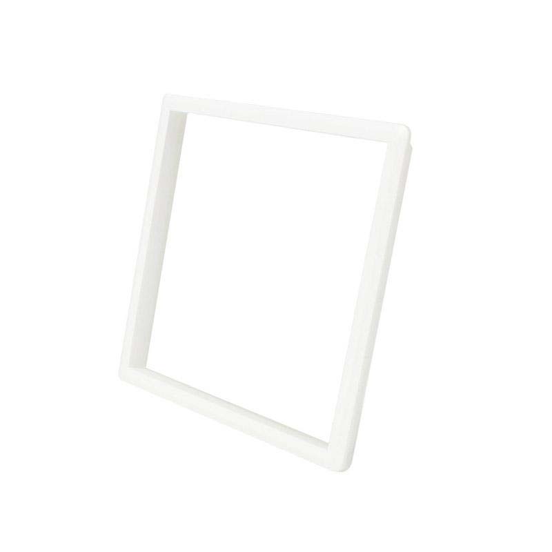 Marco decorativo socket Blanco LIVOLO - XauenBatt Iluminación